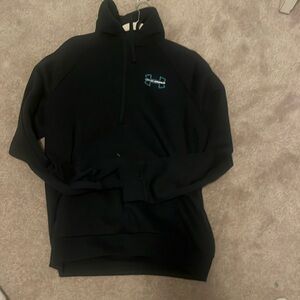 NWT under armor black hoodie size M